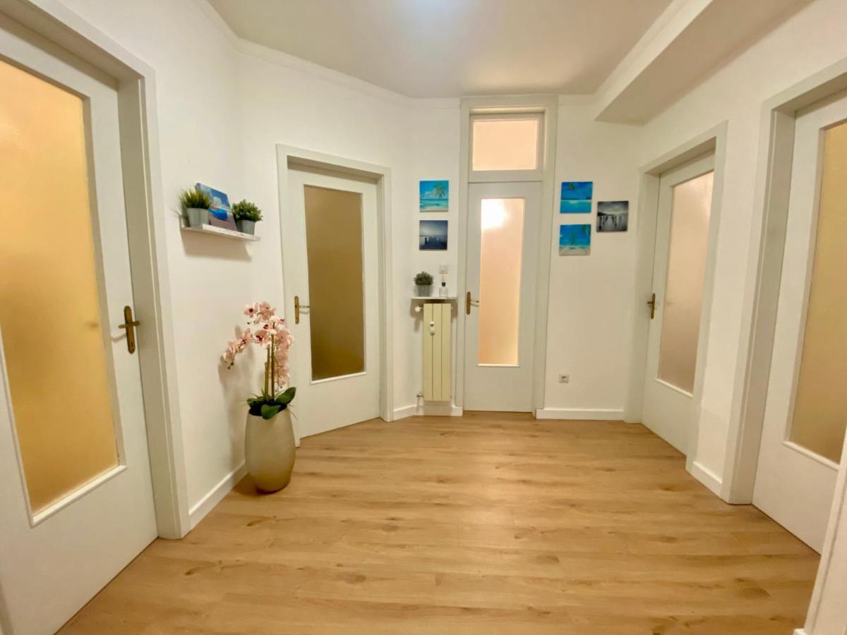 Residenza D'Annunzio Apartment Trieste Luaran gambar